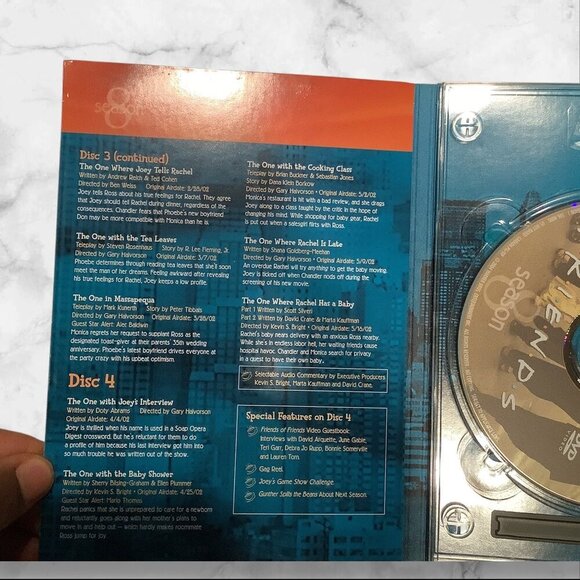 Friends The Complete Eighth Season DVD Box Set 2004 - Picture 14 of 14